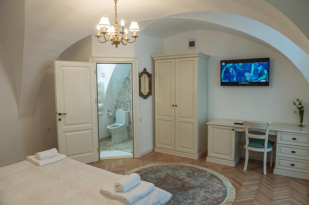 Baroc Apartments & Studio Σίμπιου Εξωτερικό φωτογραφία