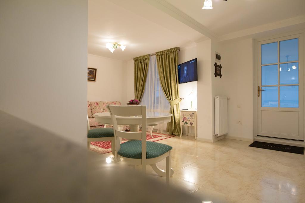 Baroc Apartments & Studio Σίμπιου Εξωτερικό φωτογραφία